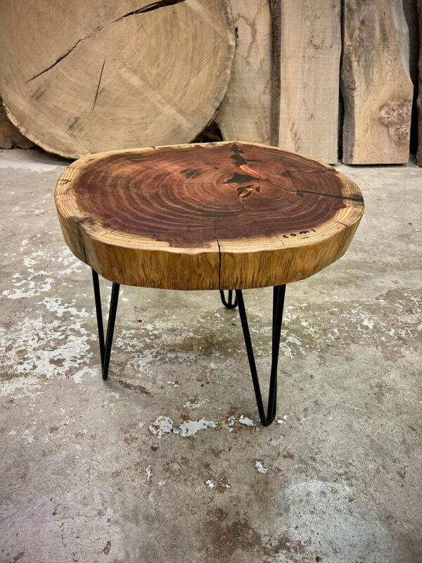 Coffee Table in Sequoia e Resina Epossidica trasparente satinata