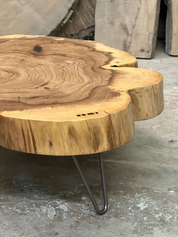 Coffee Table in Olmo